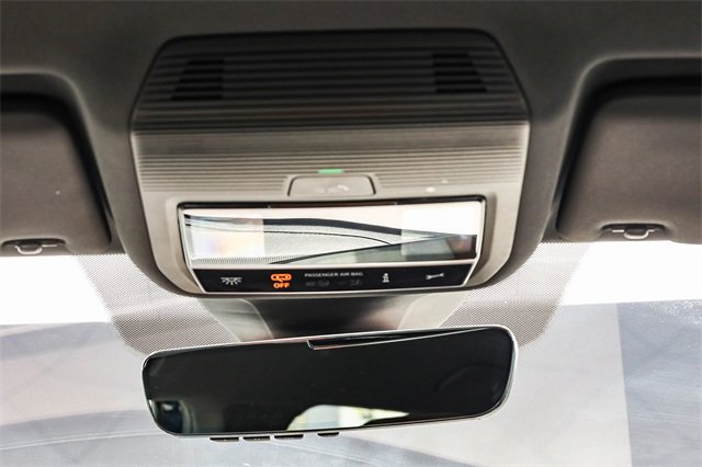 Used 2023 Volkswagen ID.4 Pro image 17