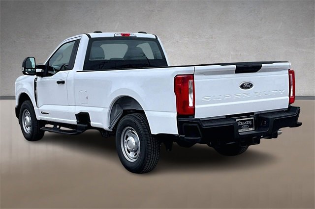 New 2026 Ford F250 XL image 3