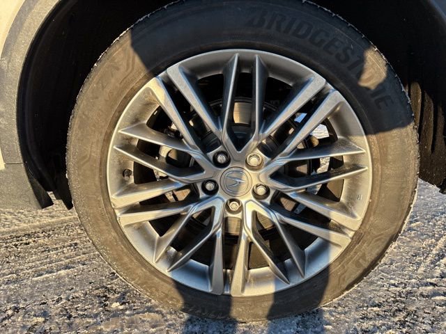 Used 2022 Acura MDX SH-AWD w/ Advance Package image 4