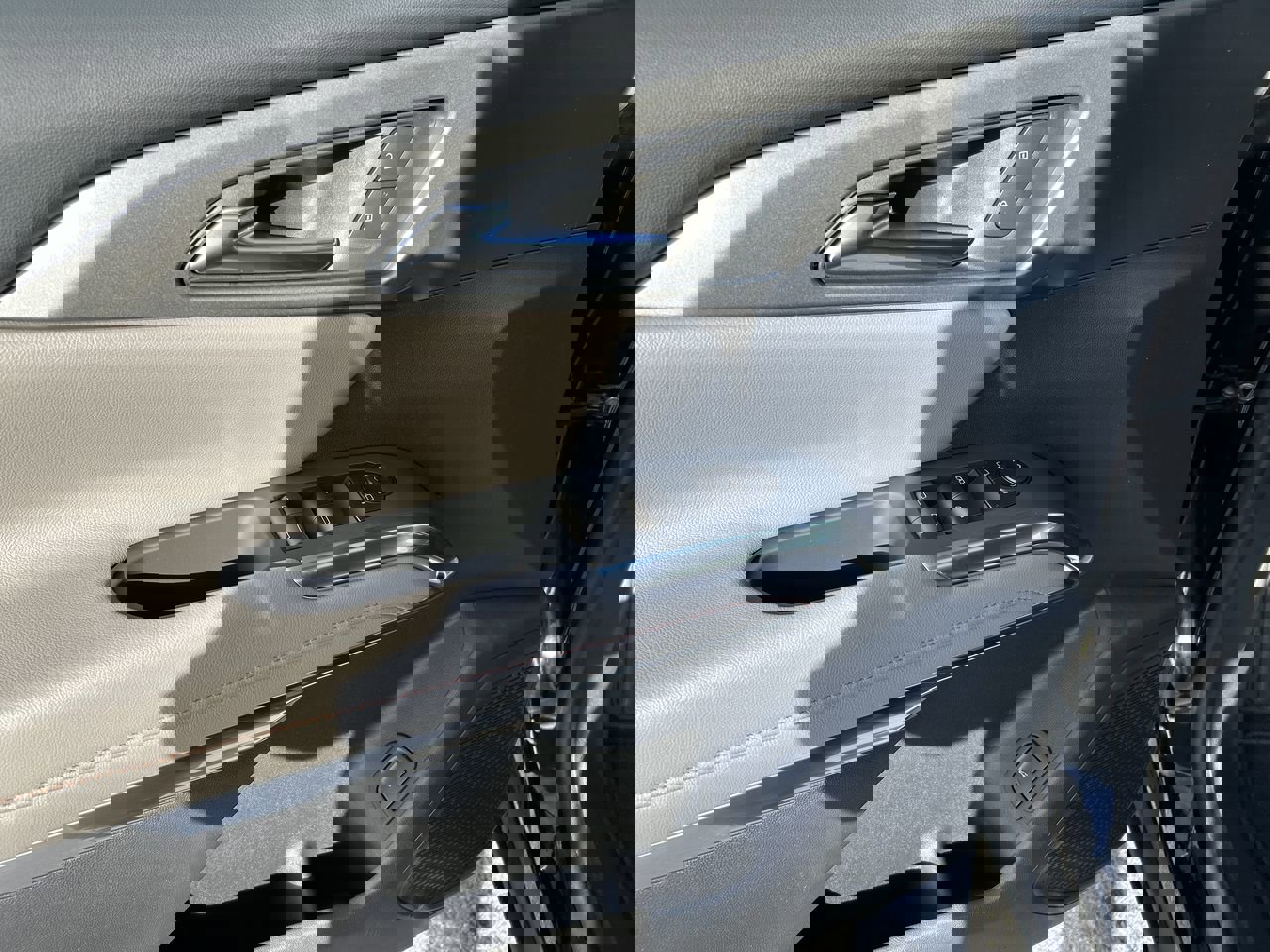 New 2026 Chevrolet Traverse LT image 20