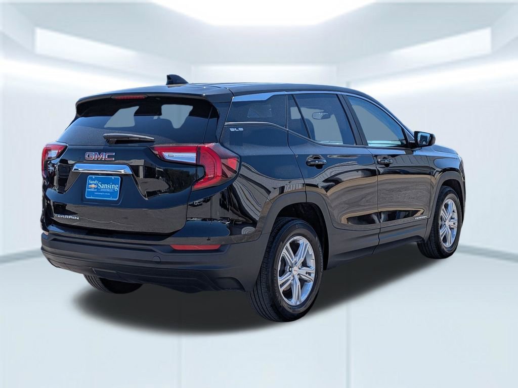Used 2024 GMC Terrain SLE FWD image 6