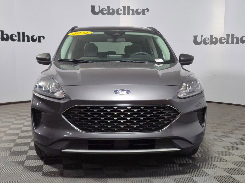 Used 2022 Ford Escape SE image 2
