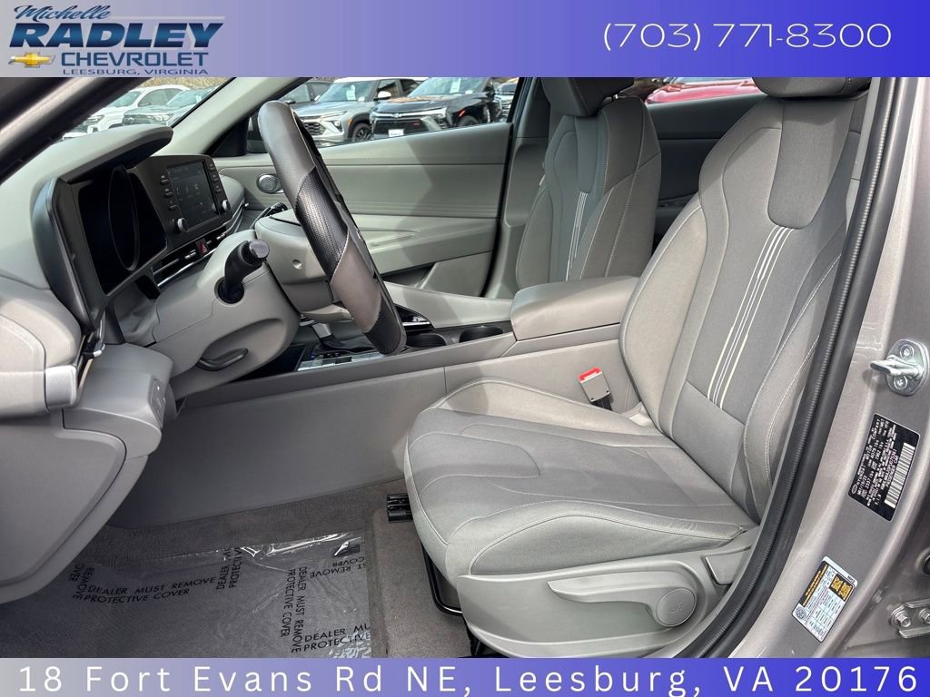 Used 2023 Hyundai Elantra Blue image 22