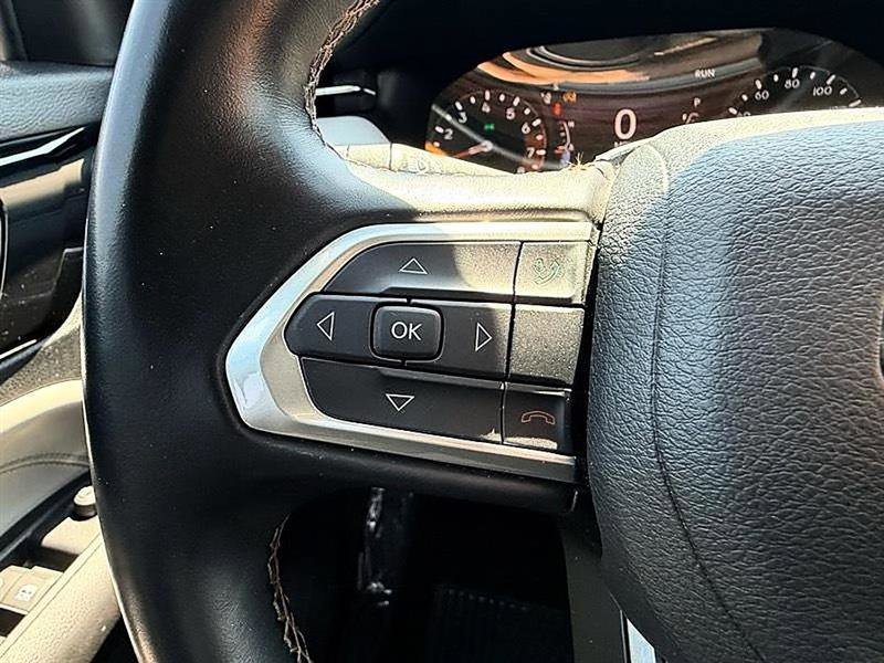 Used 2022 Jeep Compass Limited image 32