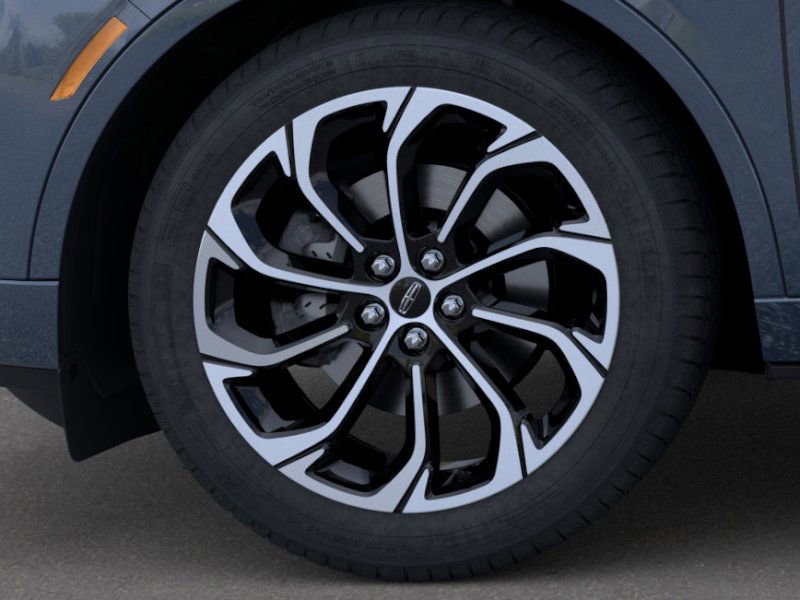 New 2026 Lincoln Nautilus Reserve image 19