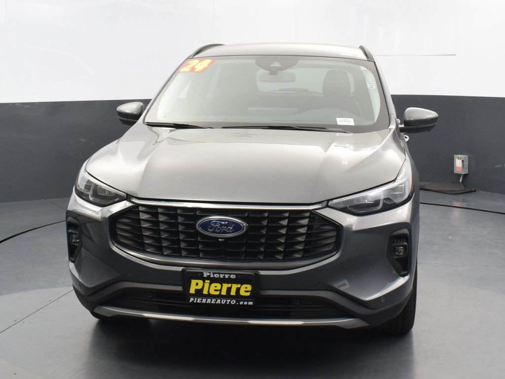 Used 2024 Ford Escape Platinum image 6