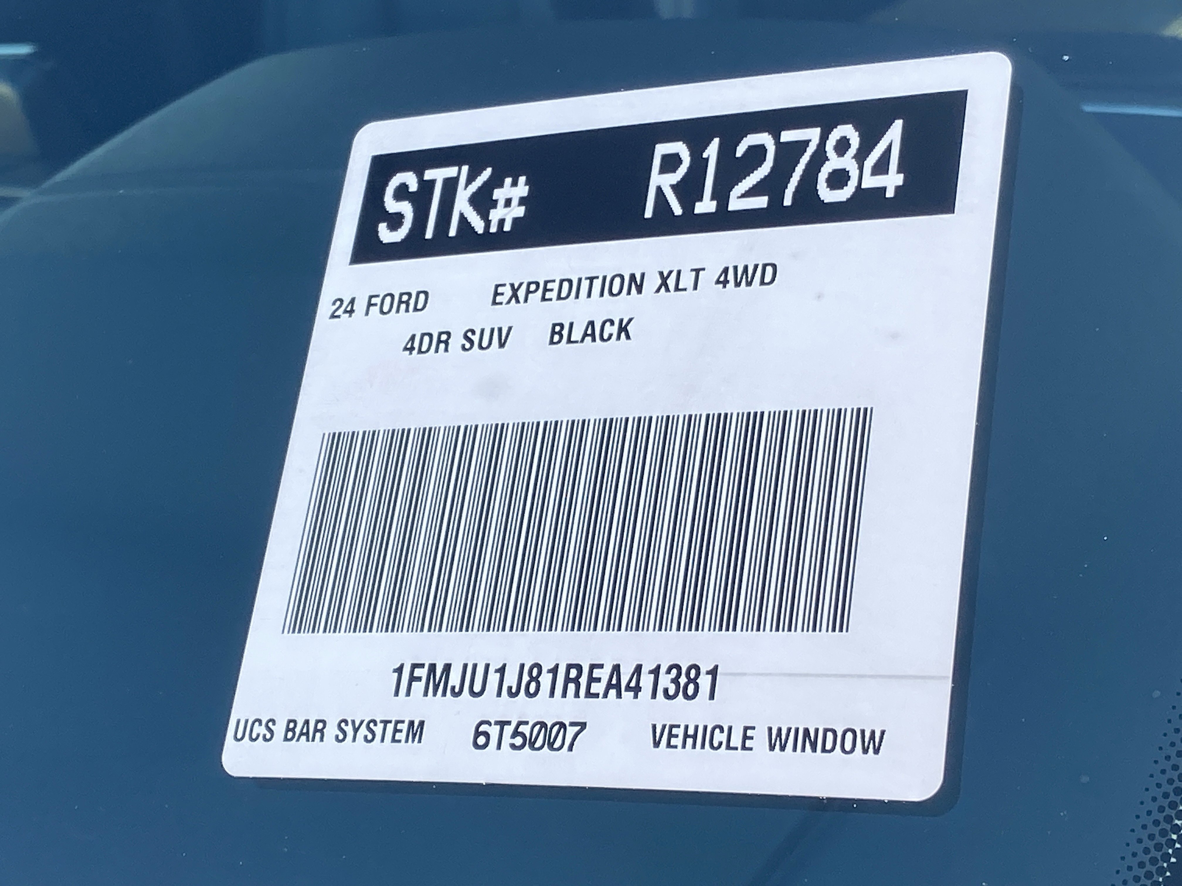 Used 2024 Ford Expedition XLT image 32