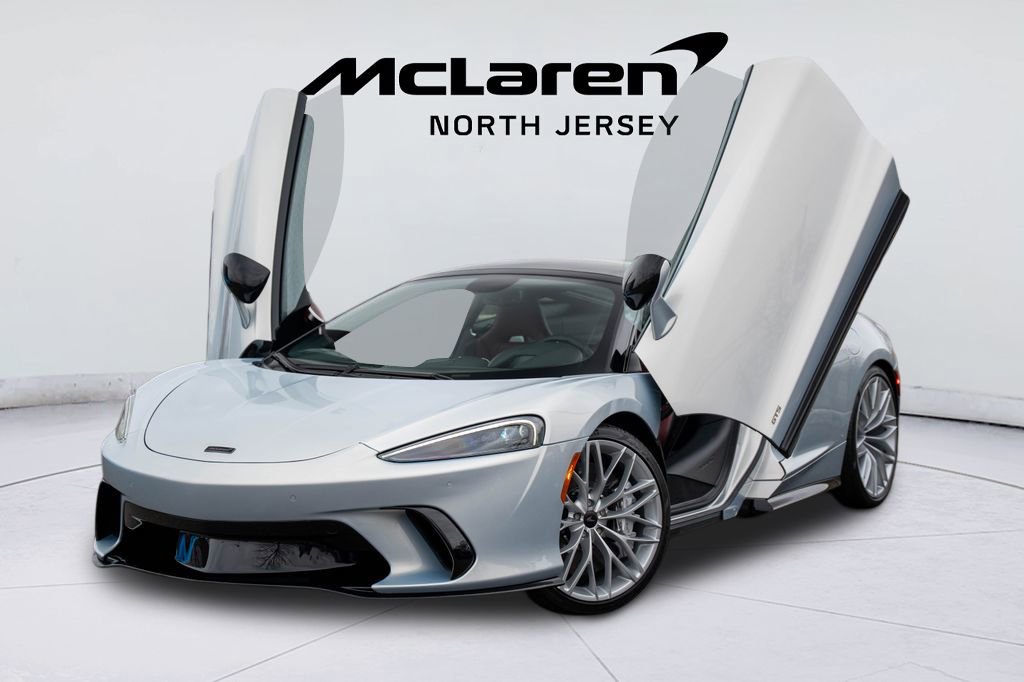 New 2026 McLaren GTS RWD image 2