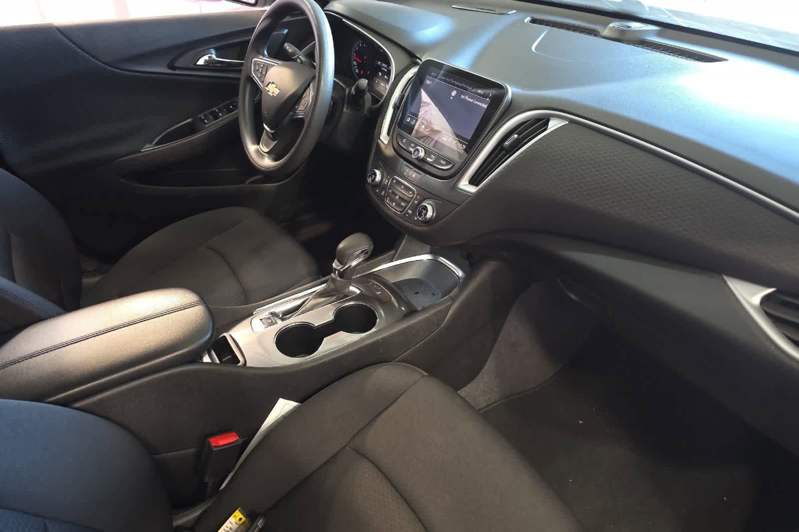 Used 2023 Chevrolet Malibu LT FWD image 17