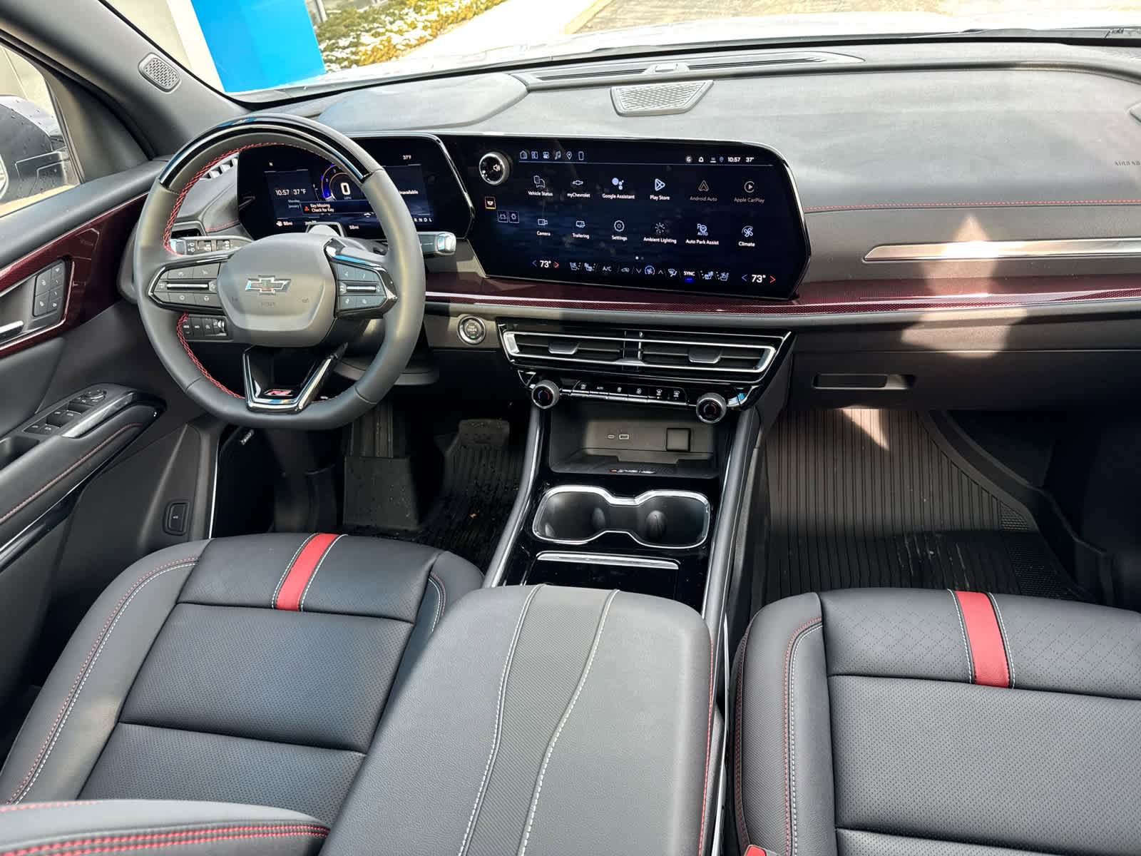 New 2026 Chevrolet Traverse RS w/ LPO, Floor Liner Package image 7