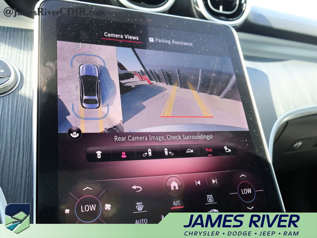 Used 2024 Mercedes-Benz C 300 4MATIC Sedan image 35