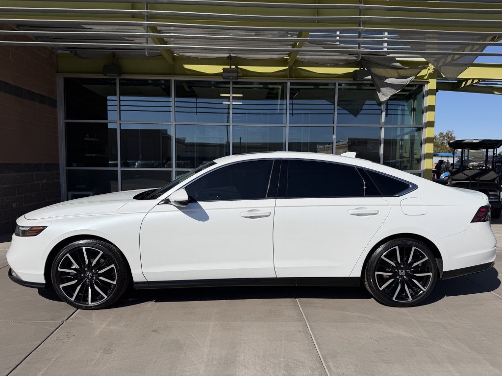 Used 2024 Honda Accord Touring image 7