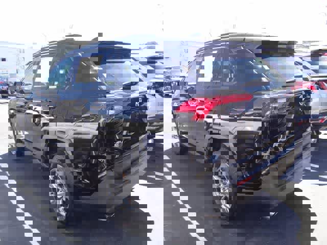 Used 2024 Toyota RAV4 XLE image 6