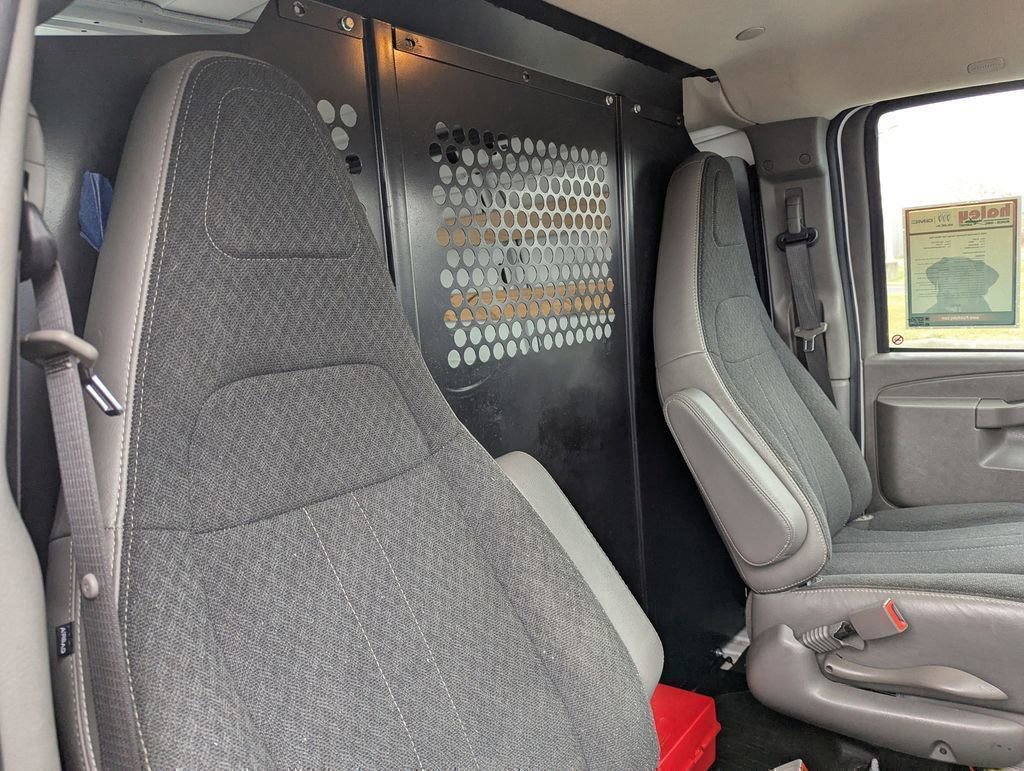 Used 2024 Chevrolet Express 2500 w/ Driver Convenience Package image 13