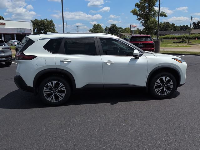 Used 2023 Nissan Rogue SV w/ SV Premium B Package FWD image 8