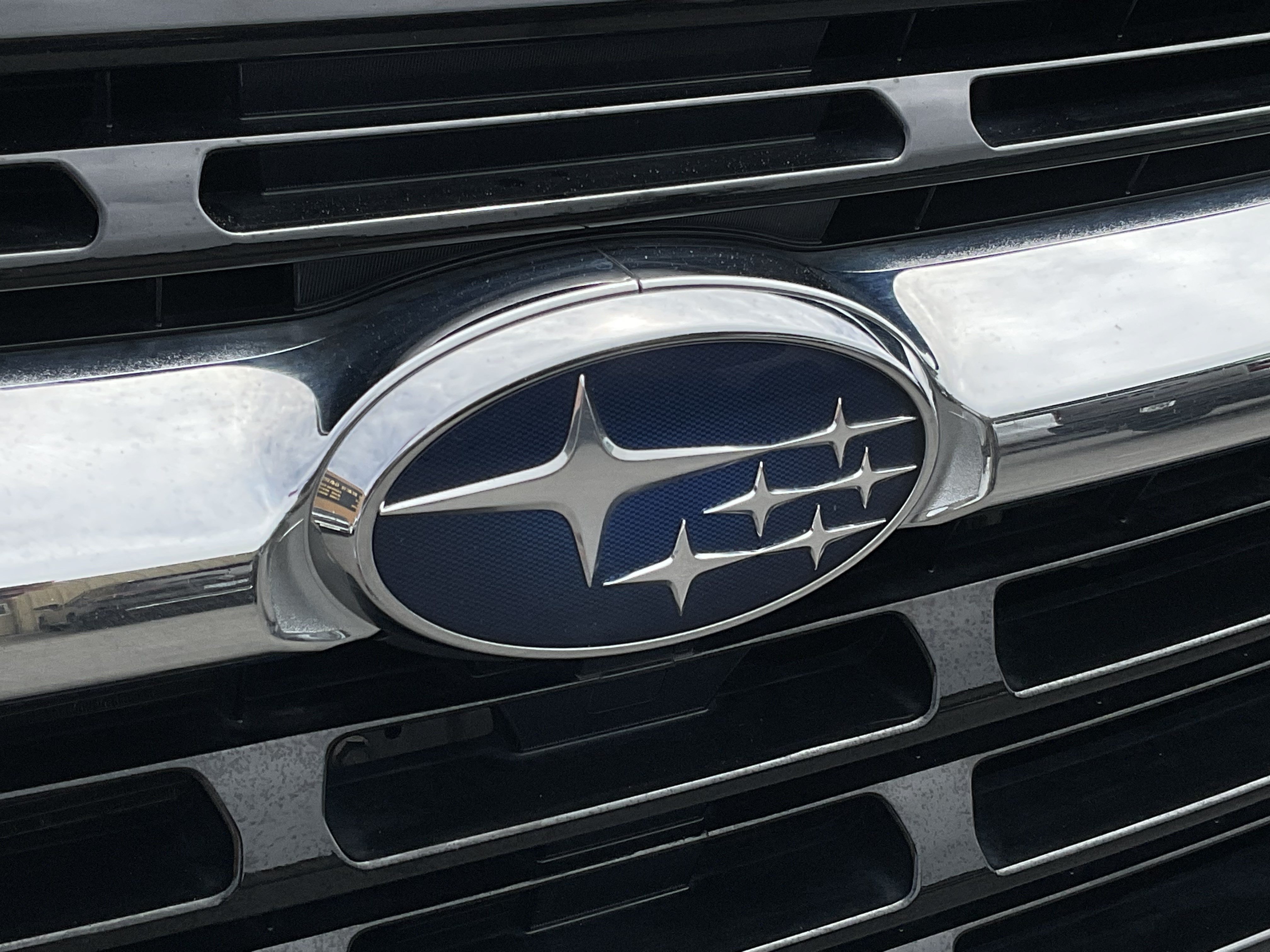 Used 2023 Subaru Ascent Limited AWD/4WD image 6
