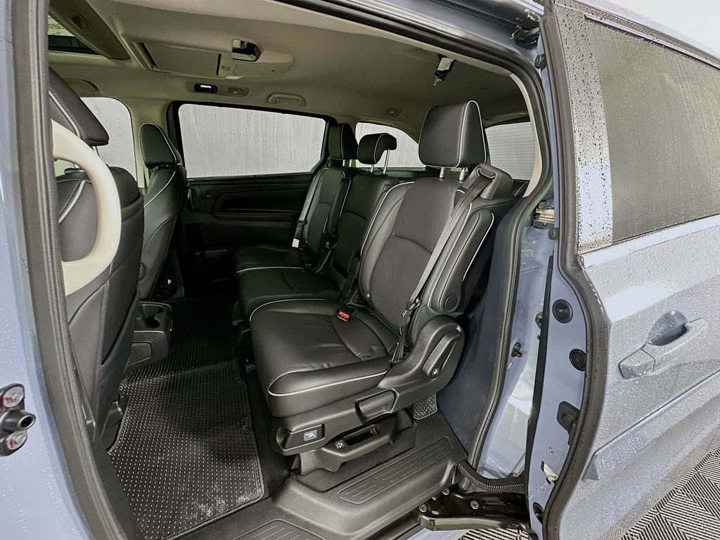 Certified 2025 Honda Odyssey Touring image 24