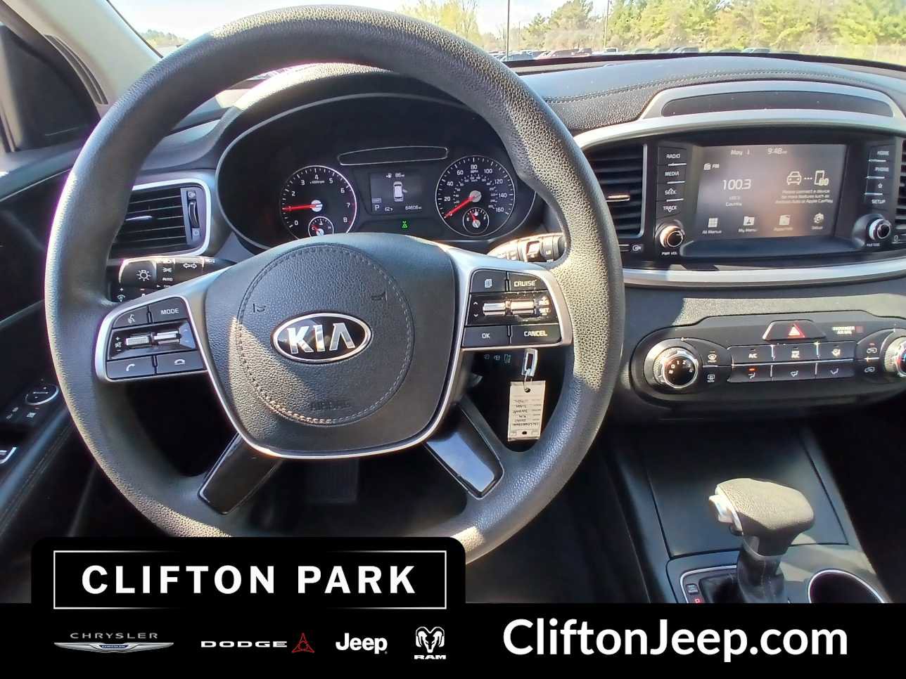 Used 2020 Kia Sorento LX AWD/4WD image 20
