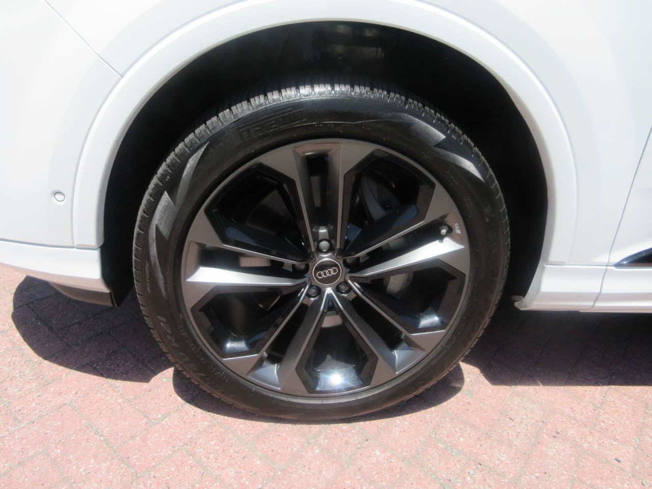 Used 2025 Audi Q7 3.0T Premium Plus w/ Premium Plus Package AWD/4WD image 89