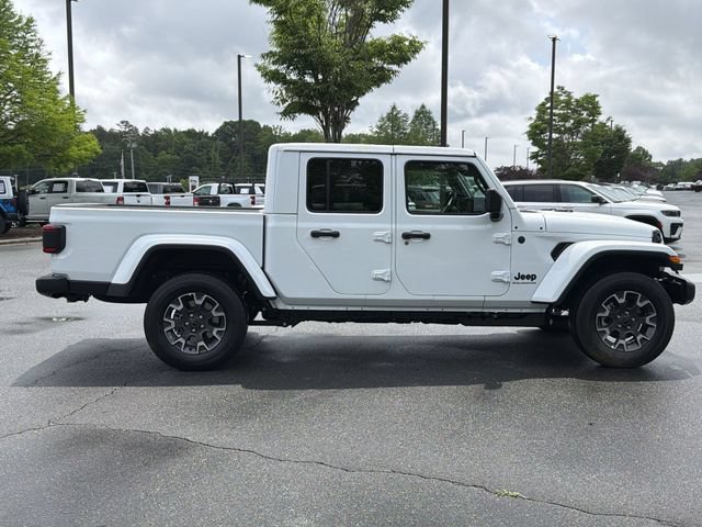 New 2026 Jeep Gladiator Sport AWD/4WD image 13