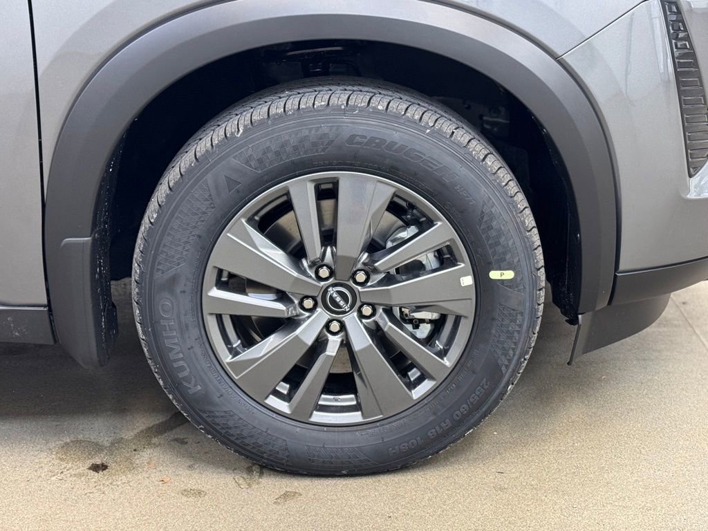 New 2026 Nissan Pathfinder SV image 4