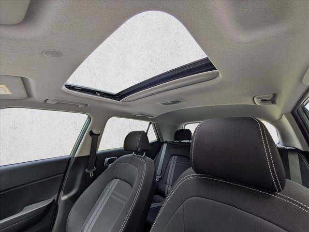 New 2026 Hyundai Venue SEL FWD image 17