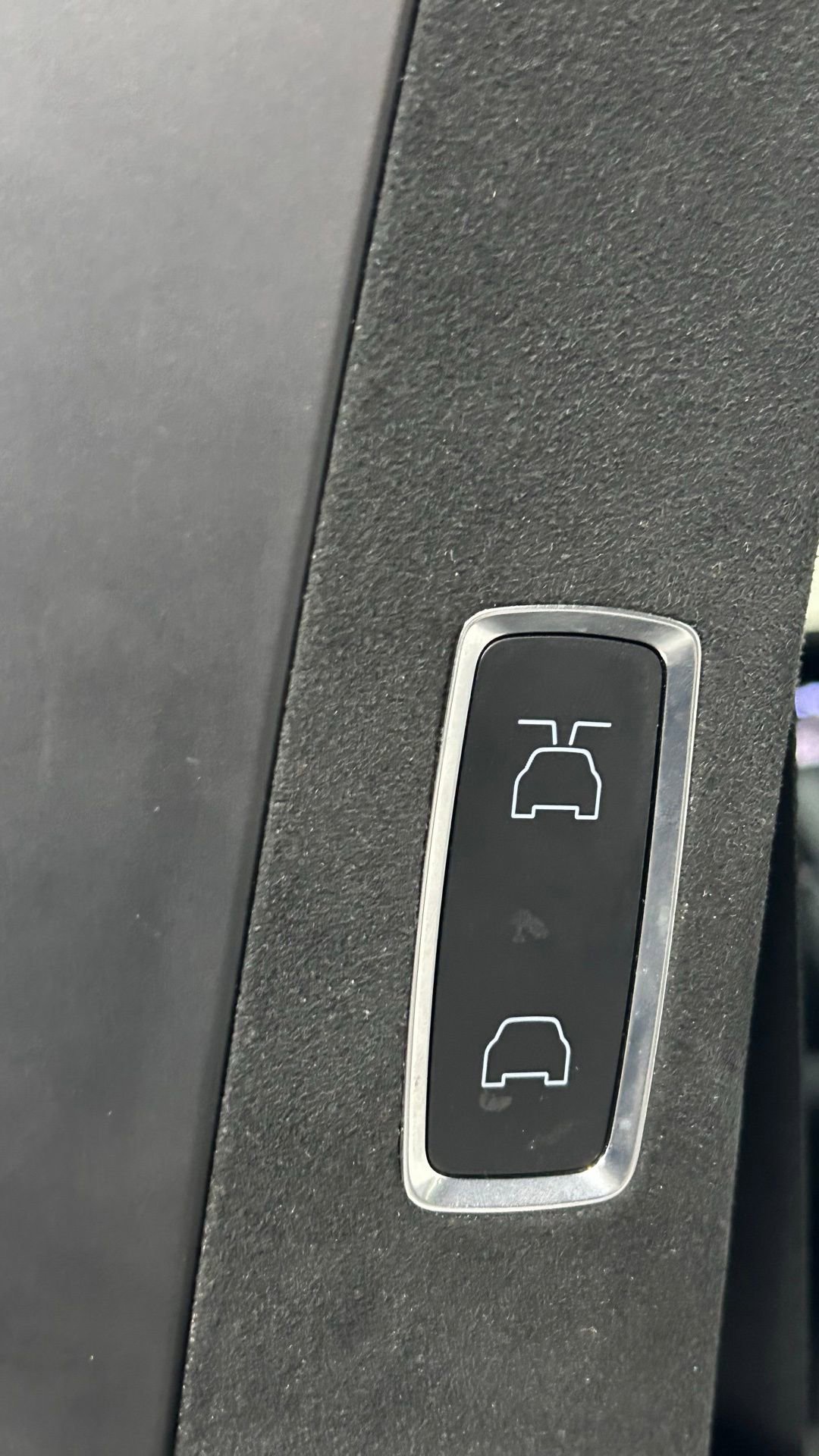 Used 2023 Tesla Model X Plaid image 46