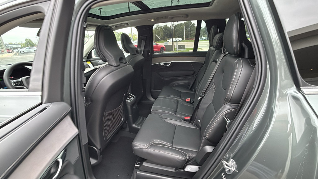 New 2027 Volvo XC90 B6 Ultra AWD/4WD image 10
