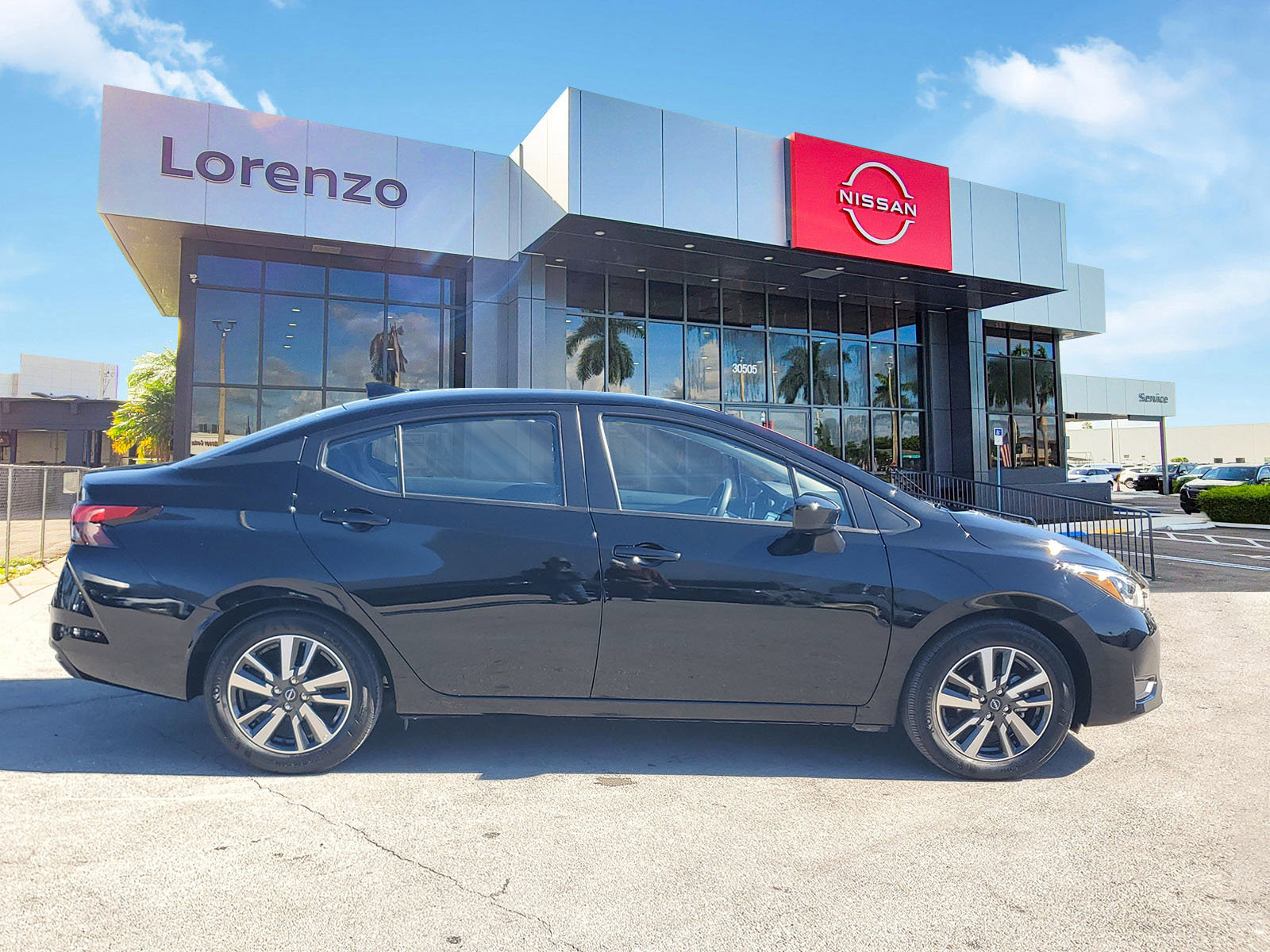 Certified 2025 Nissan Versa SV image 4