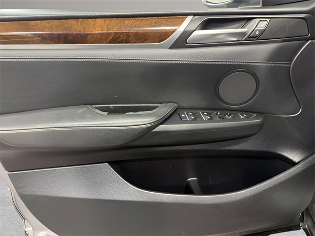 Used 2016 BMW X3 xDrive28i image 9