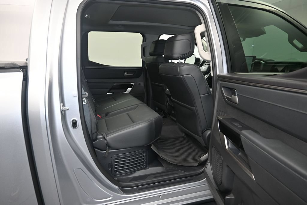 Used 2024 Toyota Tundra Limited AWD/4WD image 10