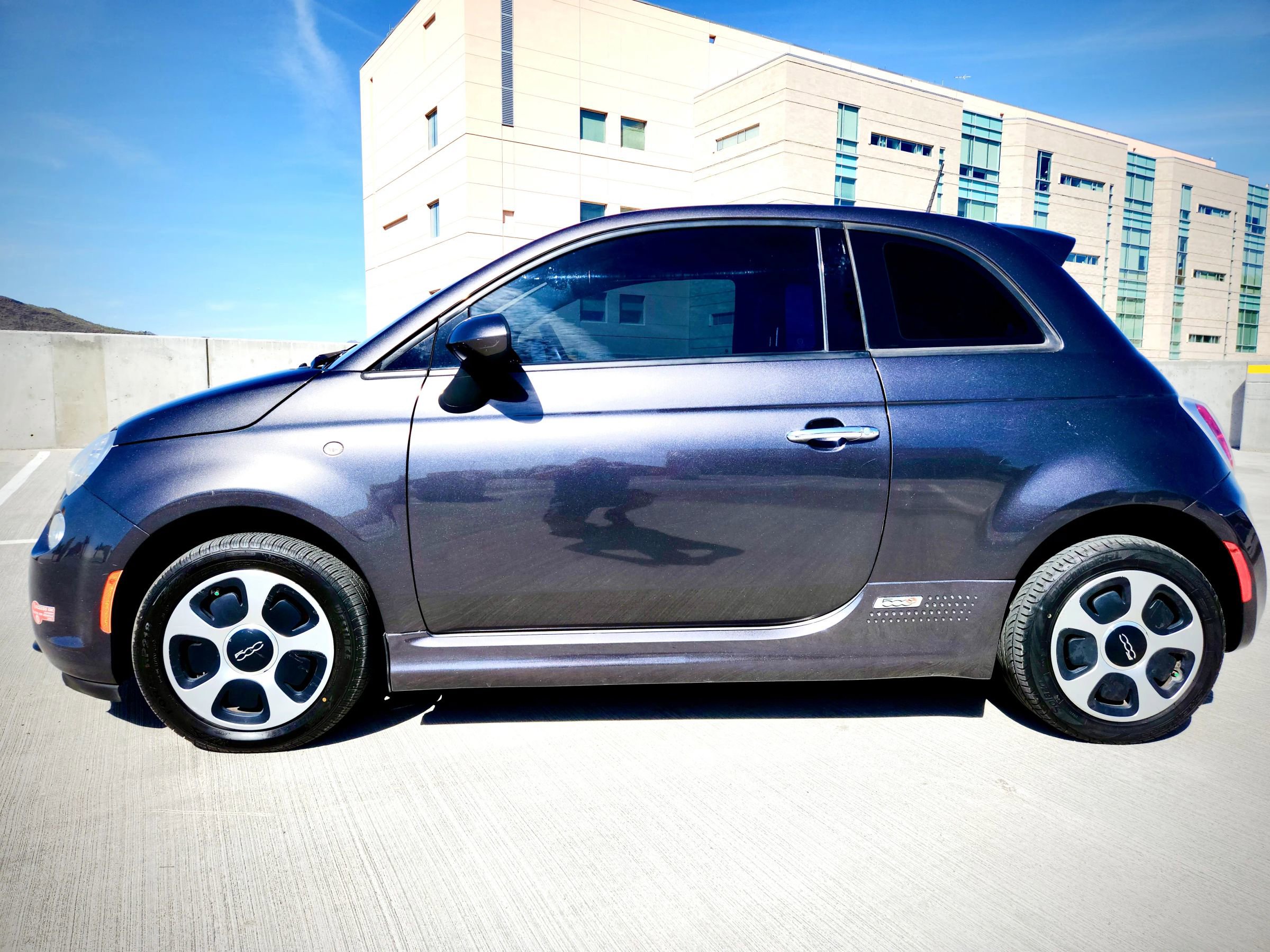 Used 2018 FIAT 500 e image 12