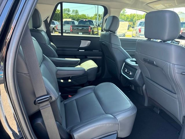 New 2026 Ford Expedition Active AWD/4WD image 27