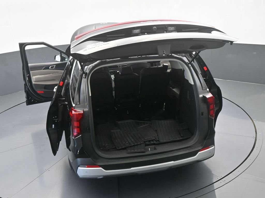 Used 2025 Kia Carnival image 65