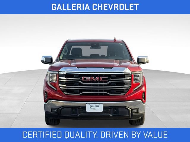 Used 2024 GMC Sierra 1500 SLT AWD/4WD image 3