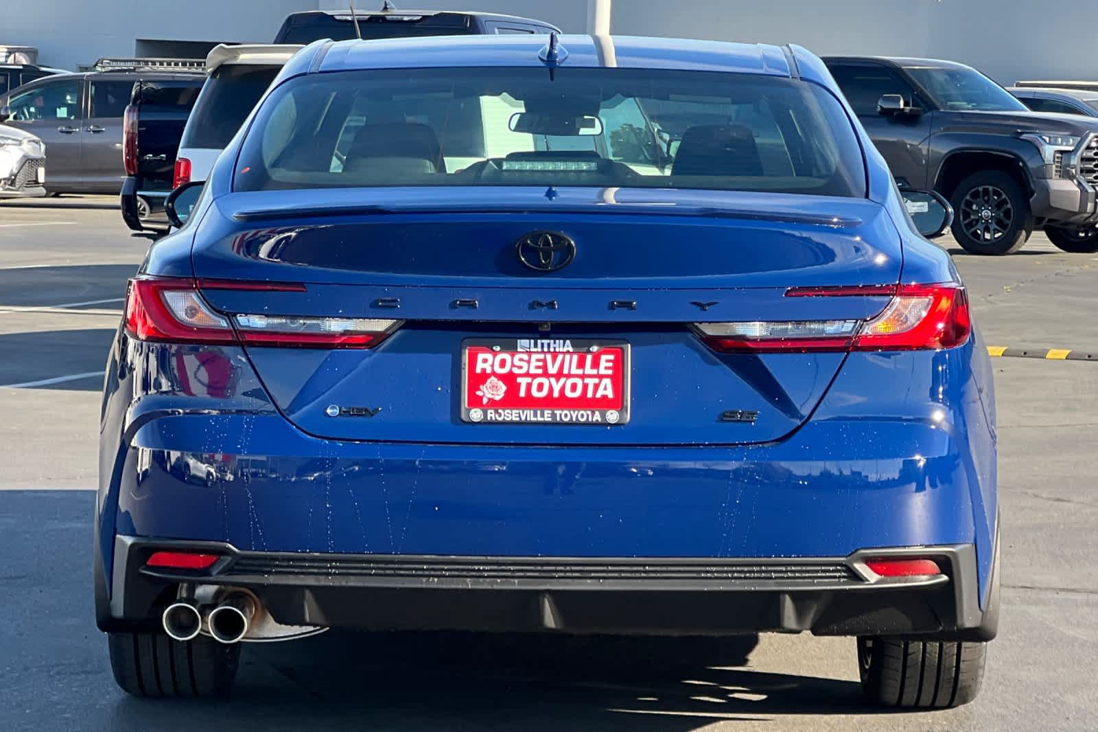 New 2026 Toyota Camry SE FWD image 7