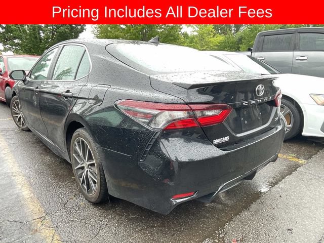 Used 2024 Toyota Camry SE FWD image 4