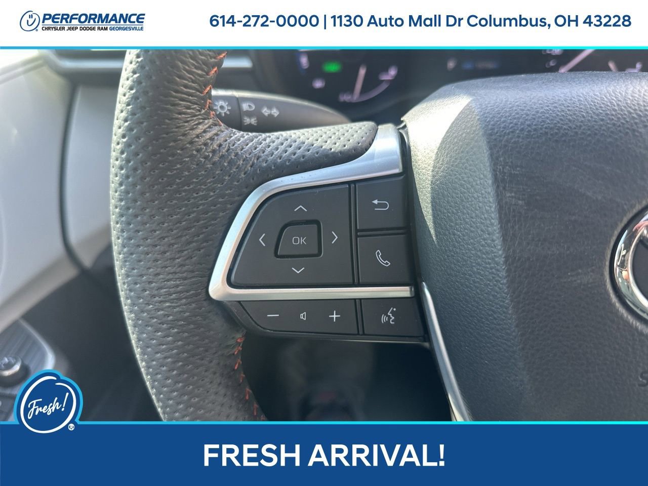 Used 2024 Toyota Sienna XSE image 25