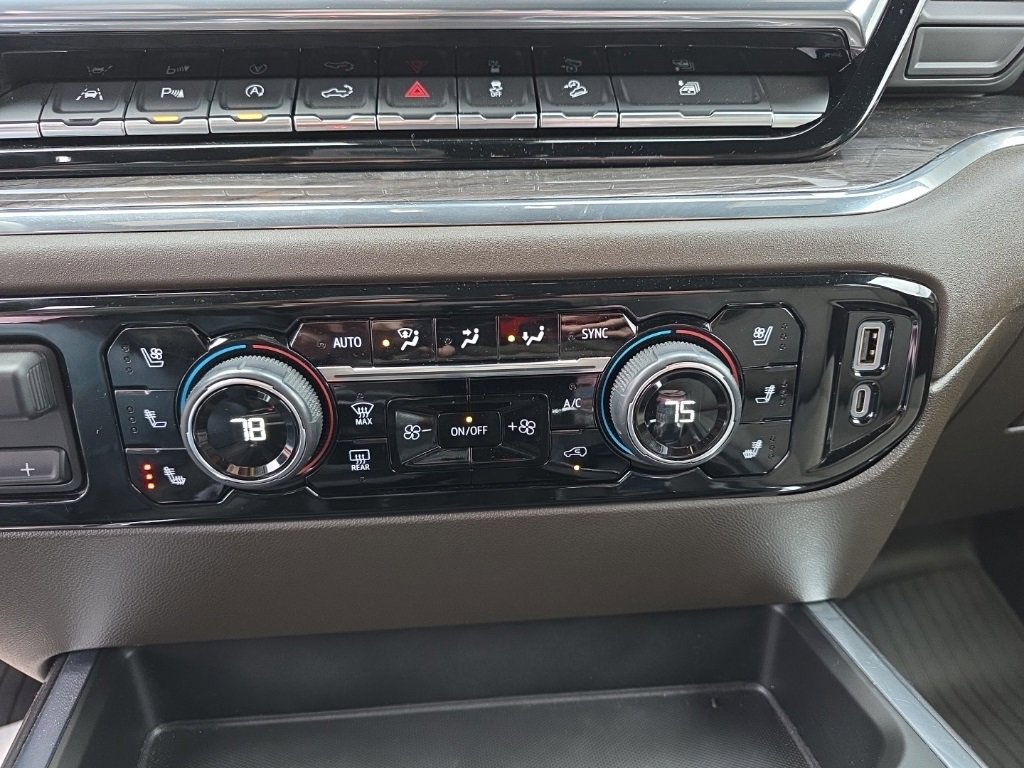 Certified 2024 Chevrolet Silverado 1500 LTZ w/ LTZ Premium Package image 15