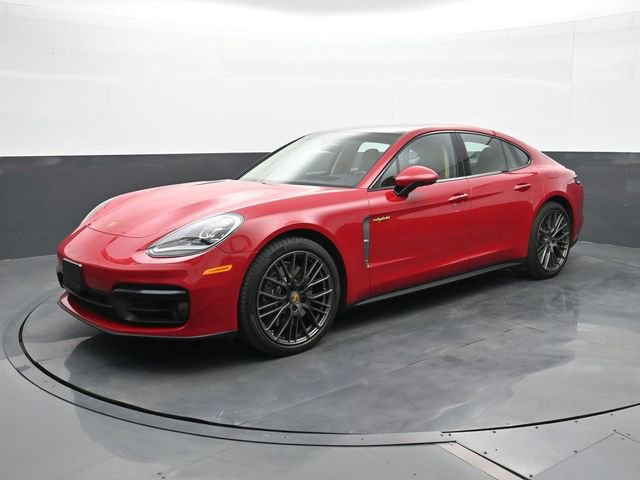 Certified 2023 Porsche Panamera 4 image 1