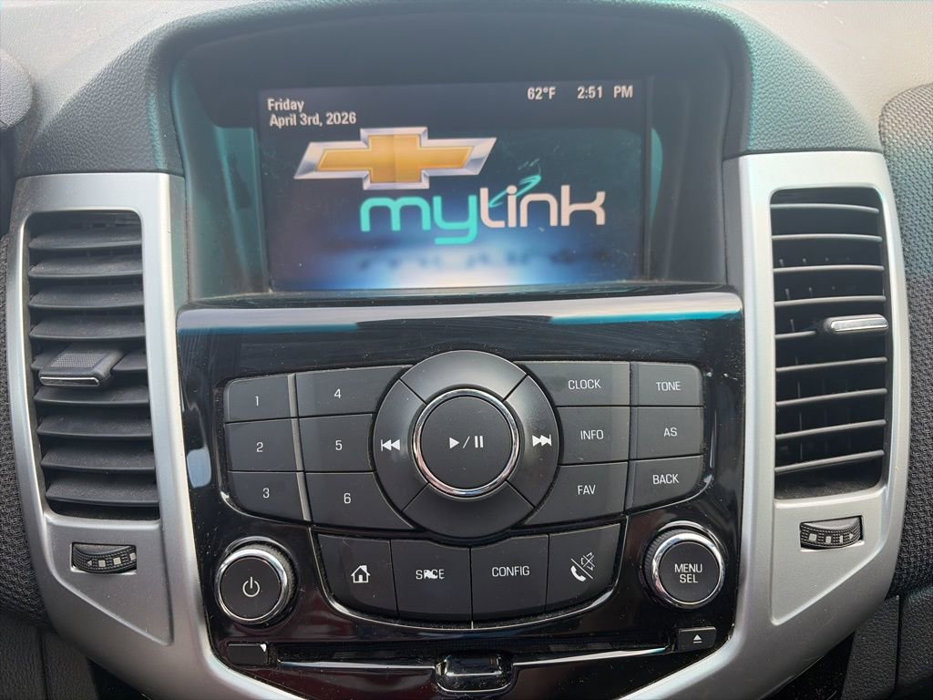 Used 2016 Chevrolet Cruze LT w/ Sun And Sound Package image 18
