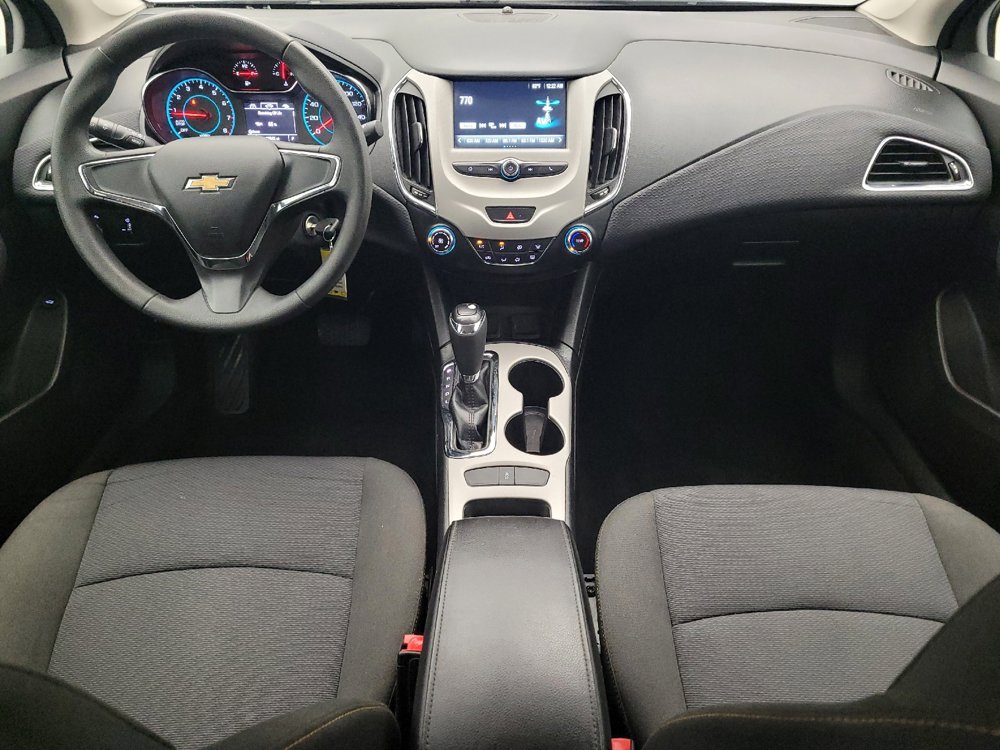 Used 2018 Chevrolet Cruze LS FWD image 22