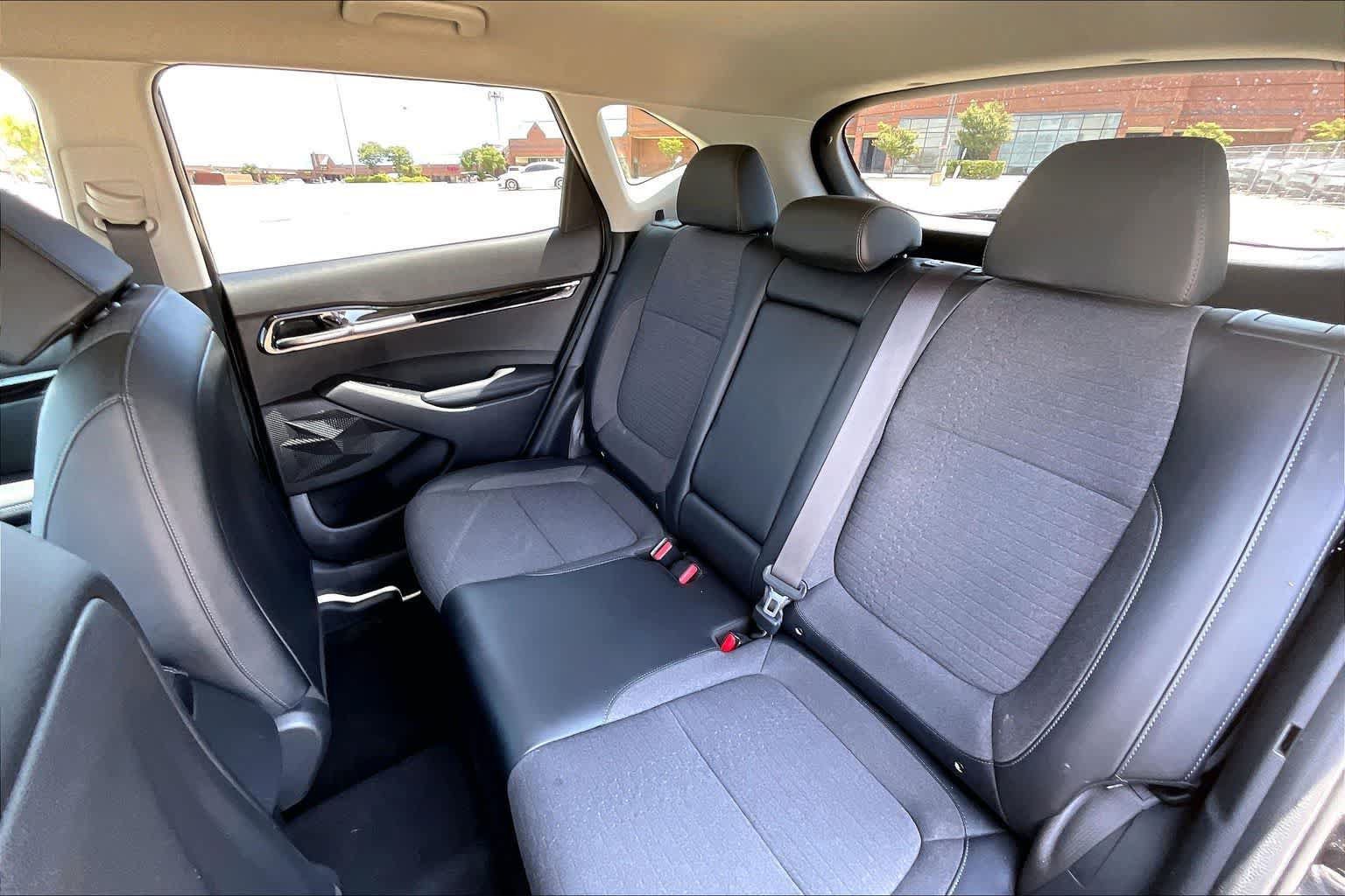 Used 2021 Kia Seltos S FWD image 28