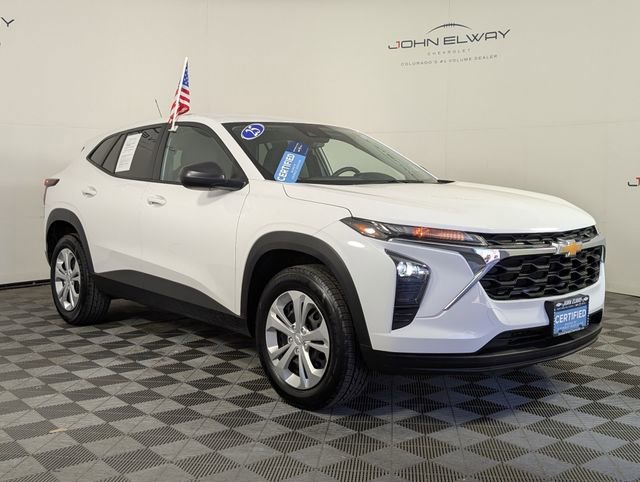 Certified 2025 Chevrolet Trax LS image 10