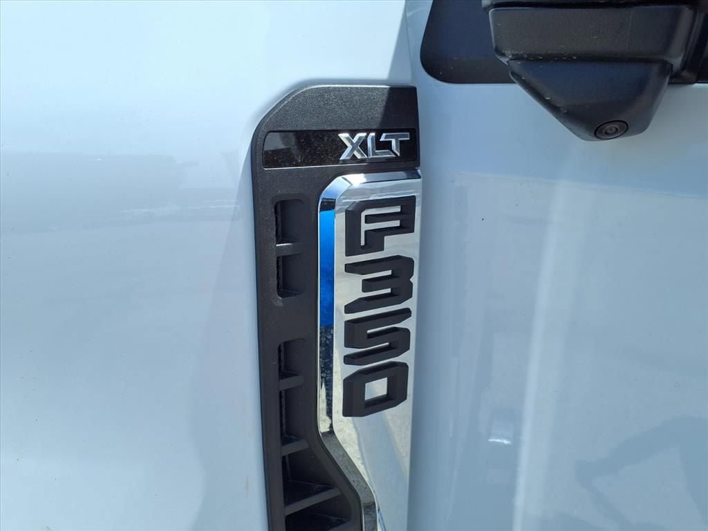 New 2026 Ford F350 XLT AWD/4WD image 27