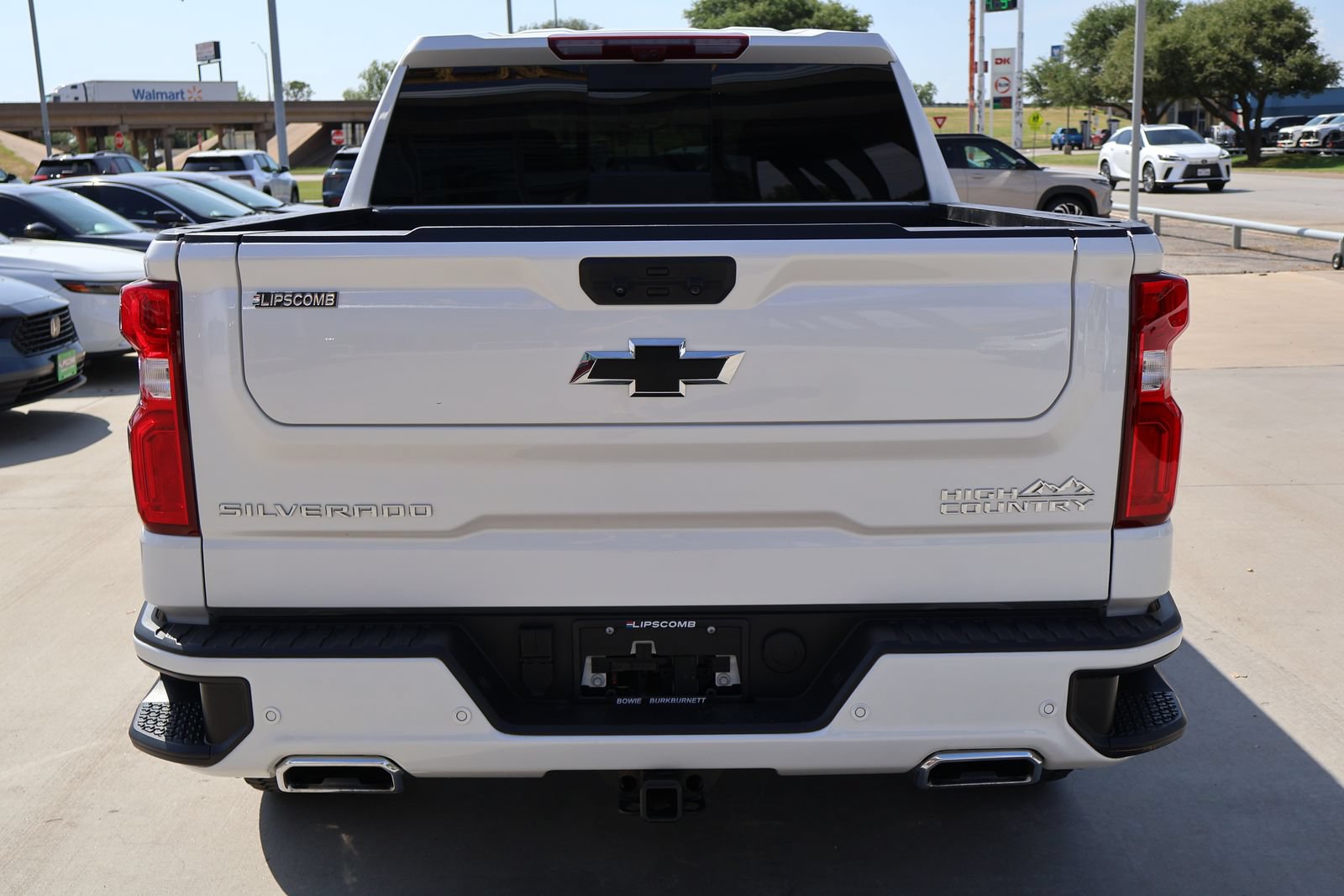 Used 2025 Chevrolet Silverado 1500 High Country w/ Technology Package AWD/4WD image 8
