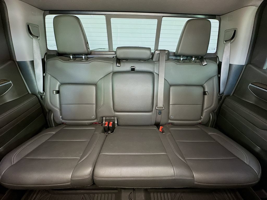 Used 2023 Chevrolet Silverado 1500 LT Trail Boss w/ Convenience Package II AWD/4WD image 13