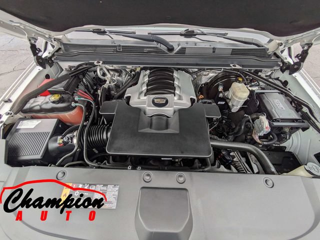 Used 2017 Cadillac Escalade Premium Luxury RWD image 17