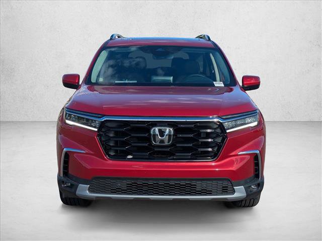 New 2025 Honda Pilot Touring image 6