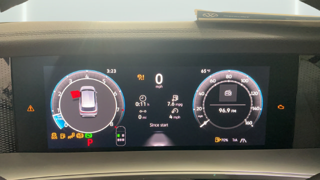 New 2026 Volkswagen Tiguan SE R-Line AWD/4WD image 14